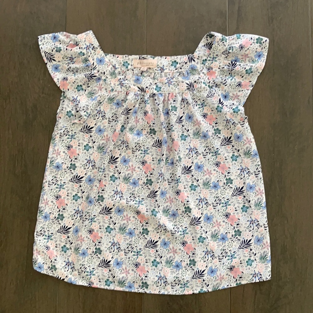 Size small Philosophy multi color light weight top